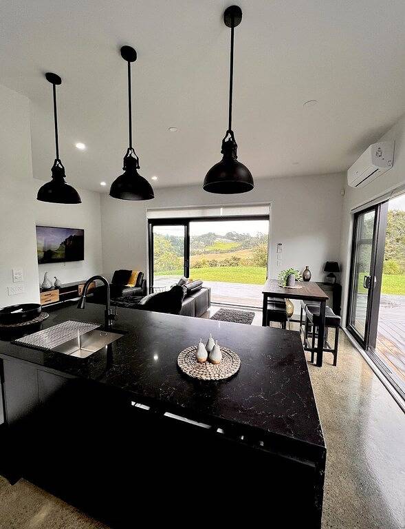 Holiday rental for 5 people, with balcony and garden in Auckland