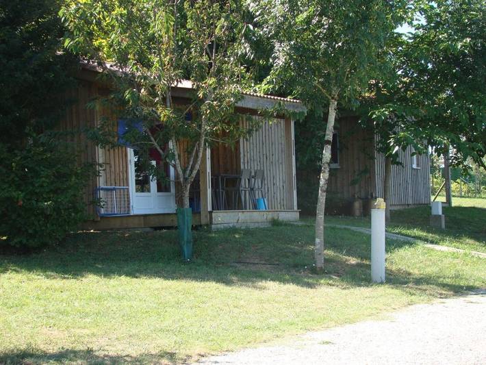 Location de vacances pour 4 personnes, avec piscine et vue ainsi que bassin pour enfant et terrasse, animaux acceptés à Saint-Pierre-Lafeuille - 4