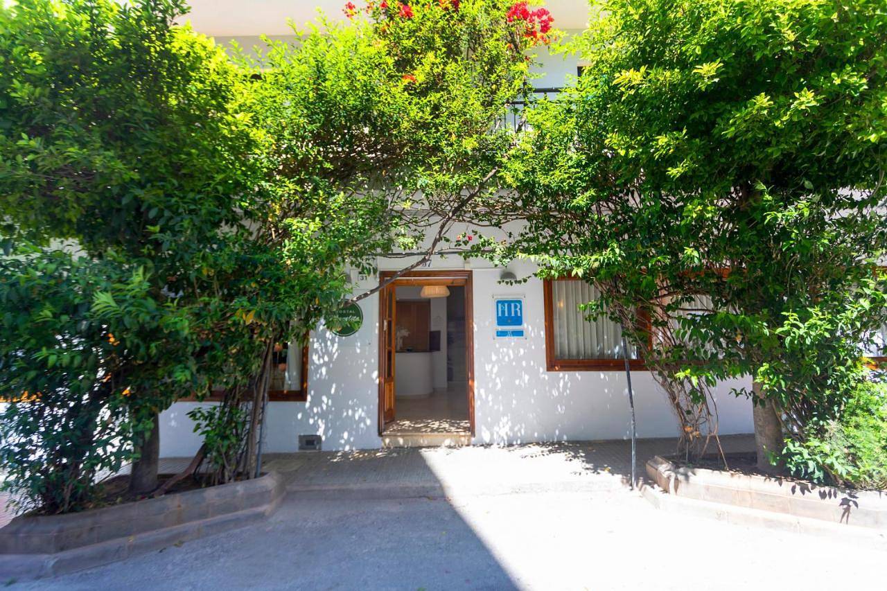 Hostal Manolita in Ocean Beach Ibiza, Sant Antoni de Portmany