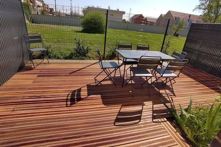 Gîte pour 8 personnes, avec Piscine