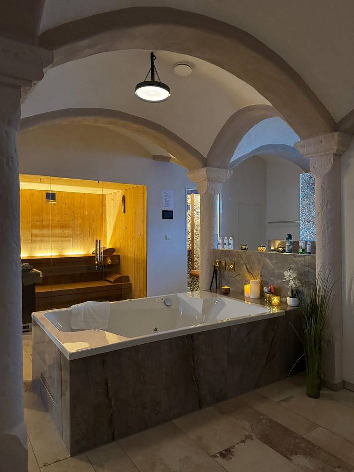 Ganze Wohnung, Privat Spa Premium Suite mit Terrasse 117qm in Muhr am See, Fränkisches Seenland