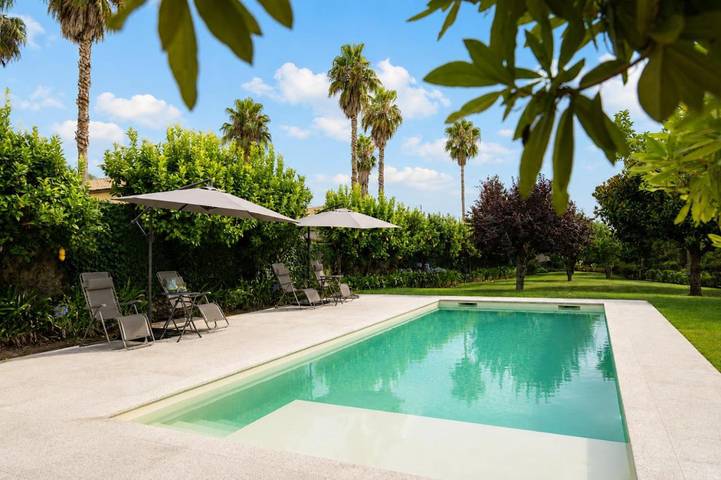 Location de vacances pour 3 personnes, avec Terrasse et Jardin ainsi que Piscine et Vue dans Vila Verde - 3