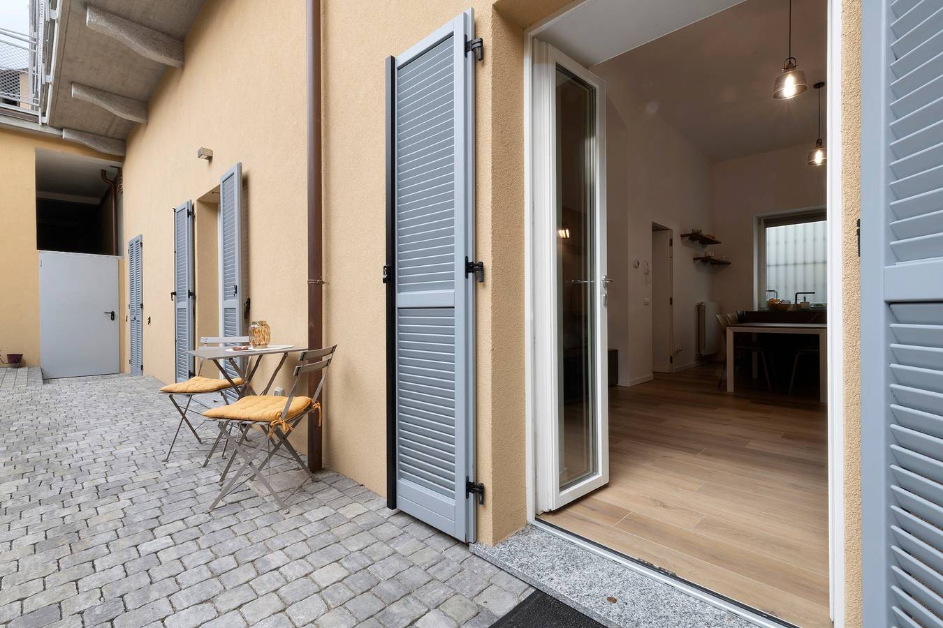 Casa Vacanze Regina con Giardino Privato vicino al Centro Storico di Lecco in Lecco, Prealpi Bergamasche Occidentali