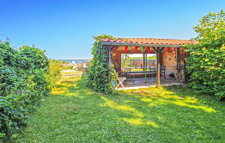 Ferienhaus für 4 Personen, mit Terrasse und Garten in Ueckermünde - 3