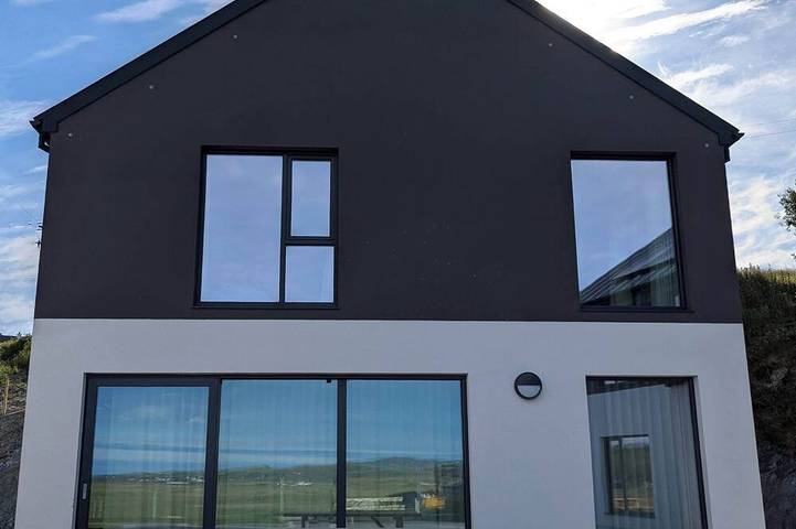 Beach house for 8 people, with garden in Ireland