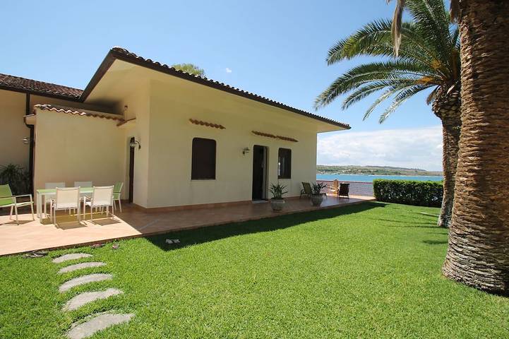 Villa für 7 Personen, mit Garten in Augusta (Gemeinde)