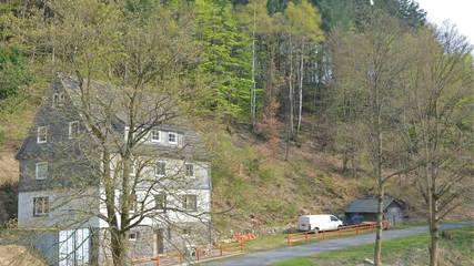 Ferienhaus für 21 Personen, mit Sauna und Garten, mit Haustier in Hallenberg