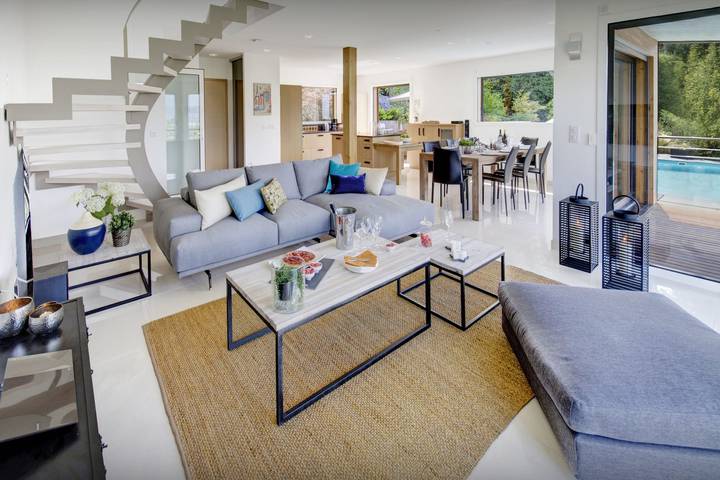 Location de vacances pour 8 personnes, avec piscine et jardin dans Talloires-Montmin - 4