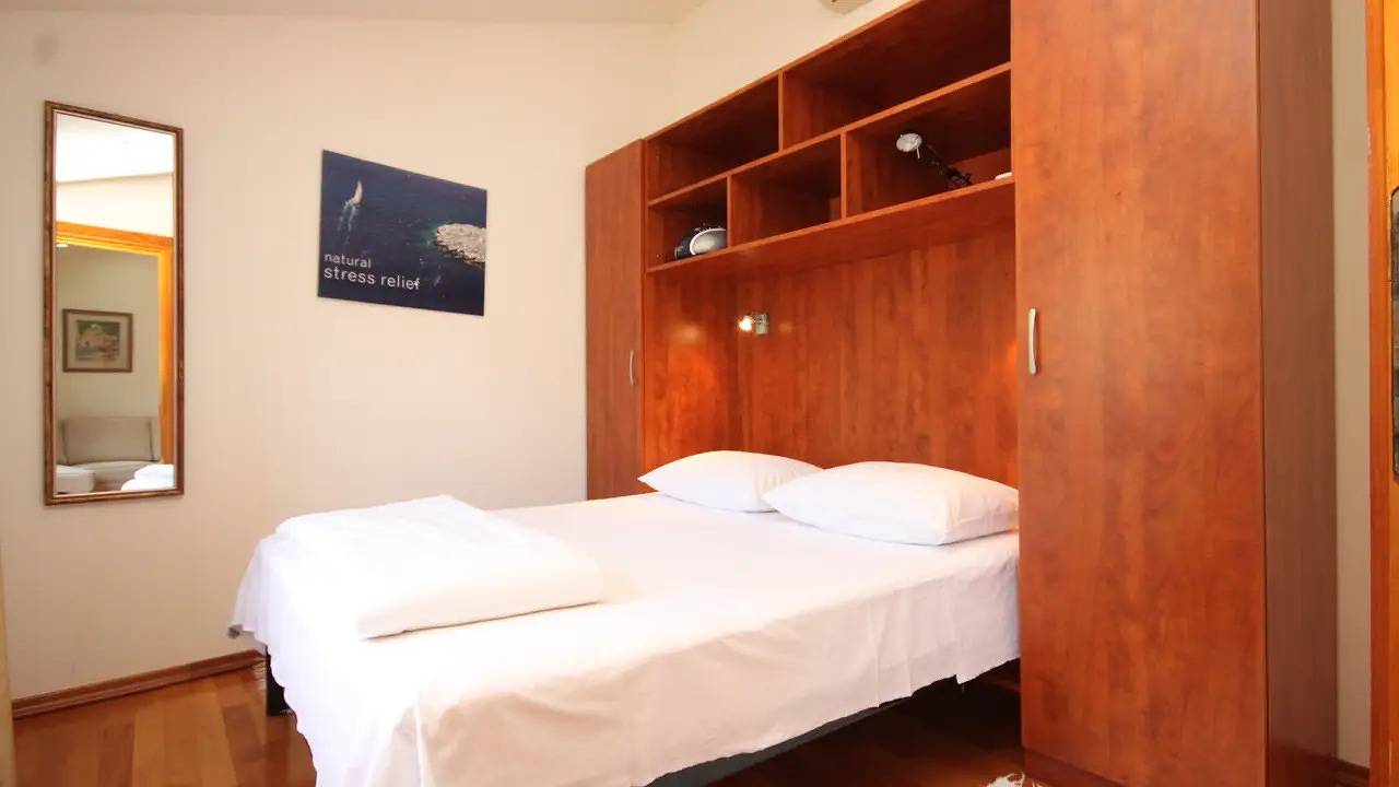 Hel ferieleilighet, Ferienwohnung für 3 Personen (24 m²) in Komiža in Komiza, Split-Dalmatia