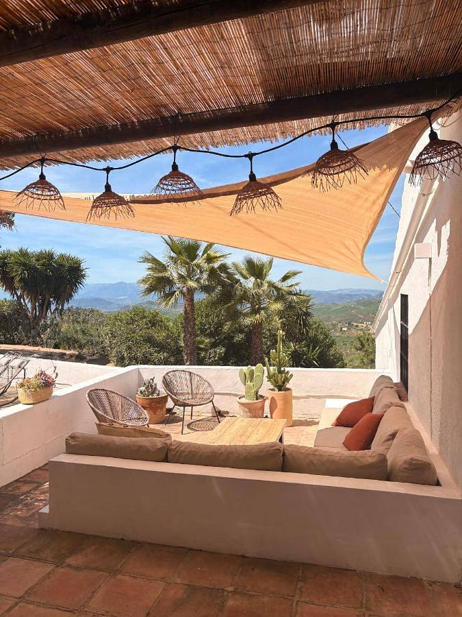 Casa rural para 6 personas, con Terraza y Jardín además de Piscina y Vistas en Villanueva de la Concepción - 4