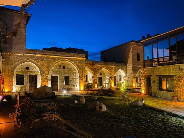 Alojamiento y desayuno para 3 personas, con jardín y jacuzzi, Familias con niños - 1