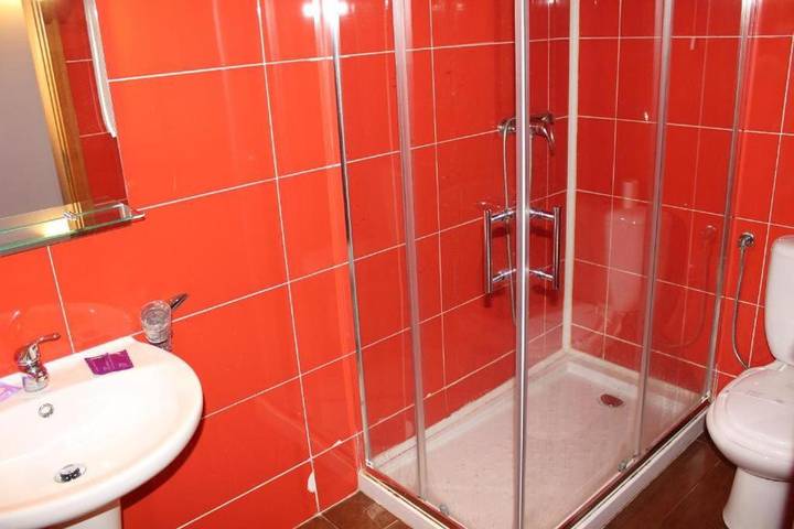 Maison d’hôte pour 2 personnes, avec jardin ainsi que jacuzzi et terrasse à Porto - 3