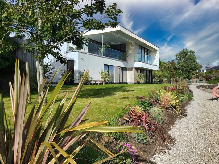 Ferienhaus für 8 Personen, mit Balkon und Terrasse sowie Garten und Ausblick