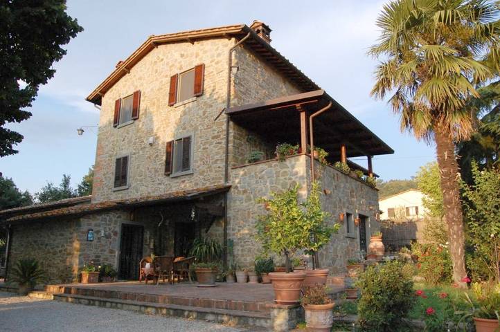 B&b per 8 persone, con Balcone e Terrazza nonché Giardino e Piscina per bambini a Cortona