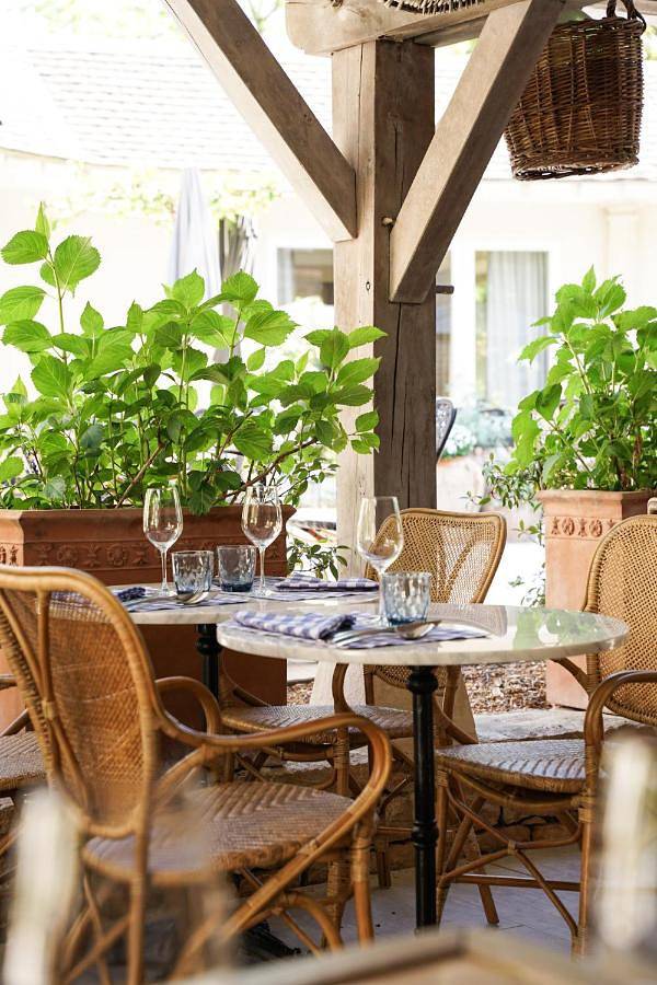 Hôtel pour 5 personnes, avec jardin et sauna ainsi que piscine et jacuzzi à Levernois - 4