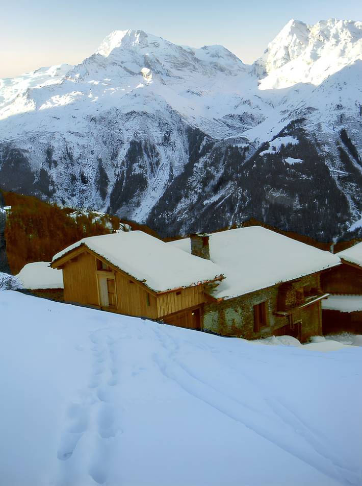 Gîte pour 14 personnes, avec jardin et terrasse à Sainte-Foy-Tarentaise - 2