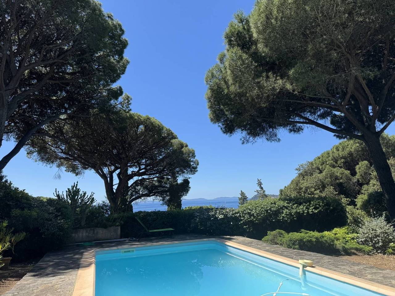 Villa mit privatem Pool, nahe Strand in La Croix-Valmer, Draguignan Region