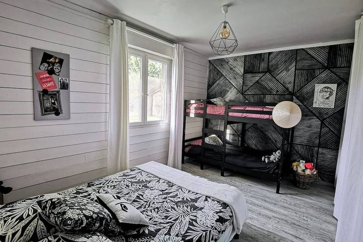Location de vacances pour 8 personnes, avec Piscine à Villeneuve-de-Rivière - 2