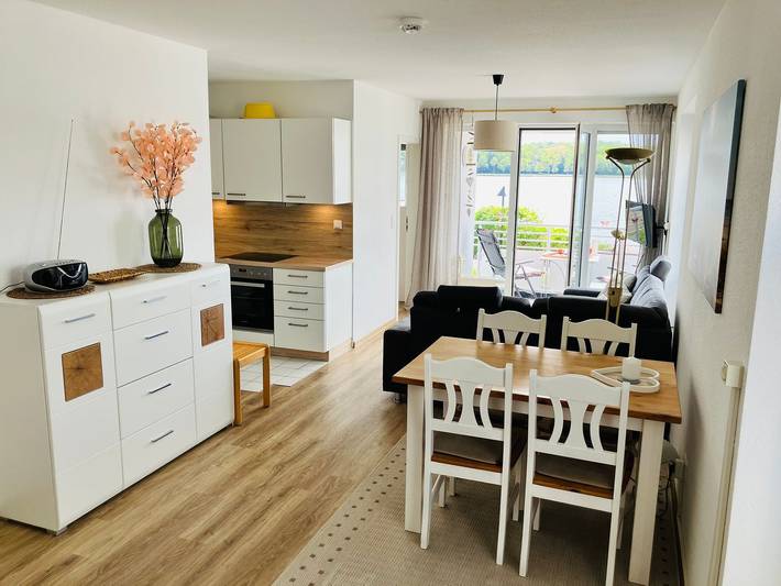 Ferienwohnung für 4 Personen, mit Balkon und Seeblick am Steinwarder - 2