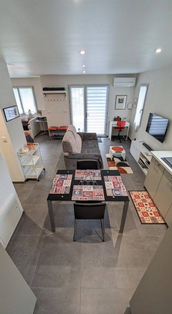 Chambre d’hôte pour 3 personnes, avec jardin et jacuzzi à Ville-la-Grand