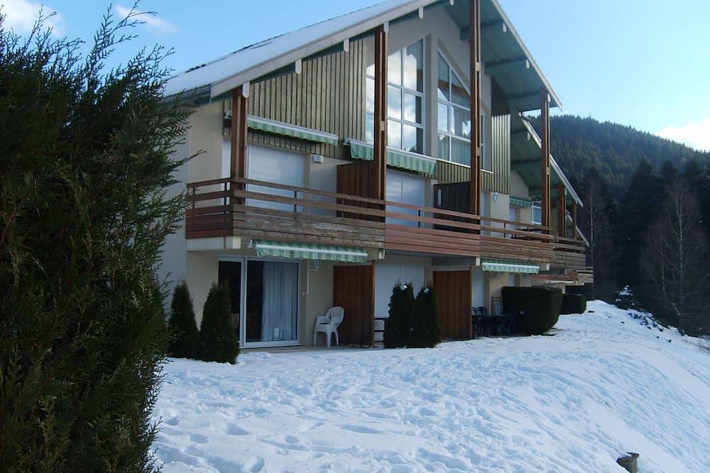 Ganze Wohnung, Charming apartment in chalet, close to ski slopes and town center in Gérardmer, Regionaler Naturpark Belchen der Vogesen