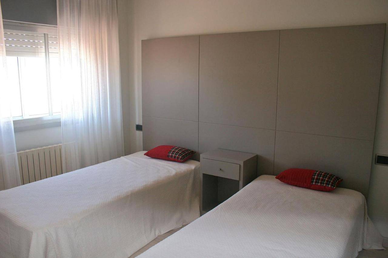 Apartamento inteiro, Apartamentos Angelito Playa América in Praia América, Nigrán