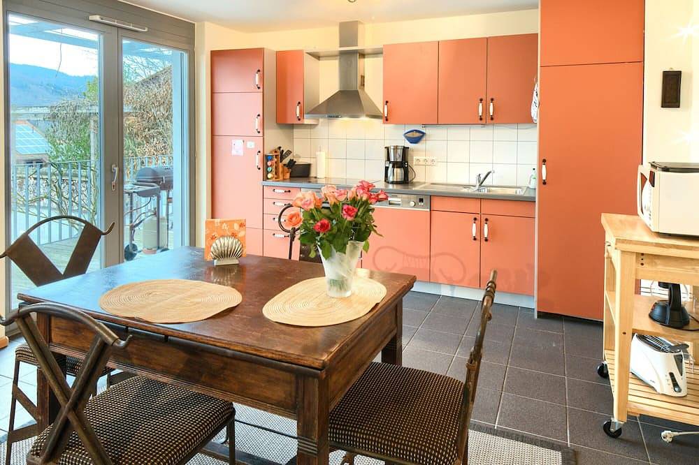 Ganze Wohnung, Ferienwohnung 'Anke' mit Privatterrasse, Balkon und Wi-Fi in Grunern, Staufen im Breisgau