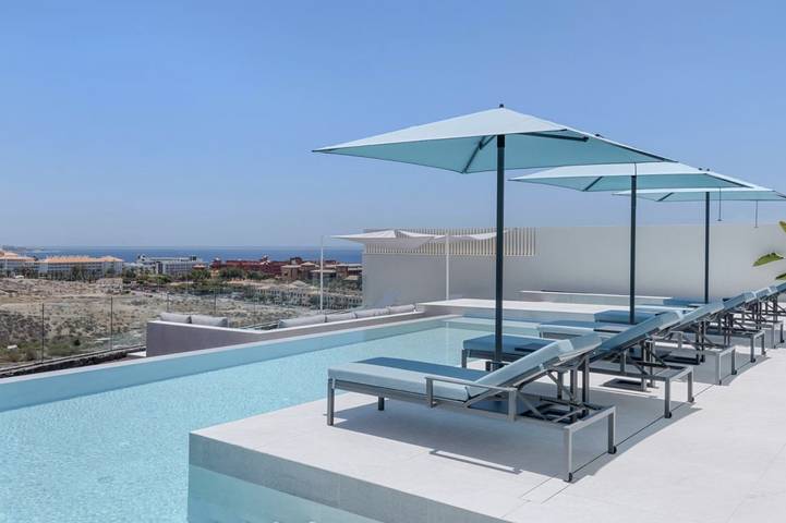 Villa für 10 Personen, mit Terrasse und Whirlpool sowie Garten in Adeje - 3