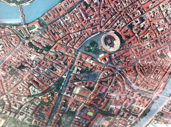 Chambre d’hôte pour 14 personnes, avec vue et balcon à Vérone - 3