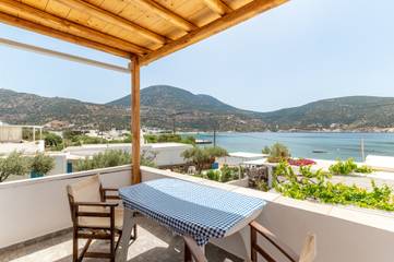 Gîte pour 2 personnes, avec jardin et balcon dans Sifnos
