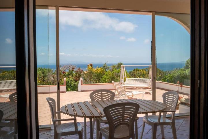 Casa vacanza per 8 persone, con giardino e panorama - 1