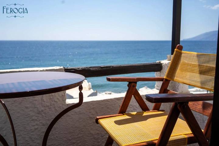 Maison d’hôte, avec Balcon et Terrasse ainsi que Jardin et Vue dans Skyros - 4