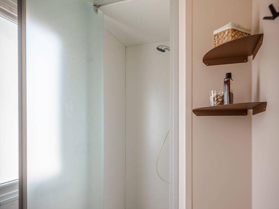 Camping Le Roucan West - Mobilhome 10 personas - Mobile home - Bienestar + - 4 habitaciones in Vias Plage, Vias