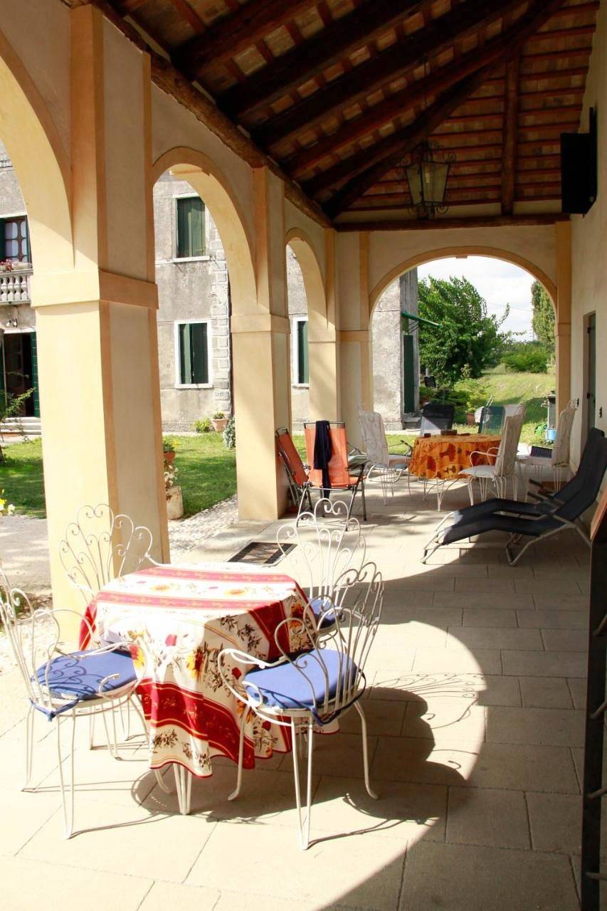 Appartamento intero, Three-Bedroom Apartment- Split Level in Mira, Provincia di Venezia