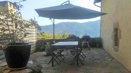 Maison de campagne pour 4 personnes, avec vue et terrasse à Laboule