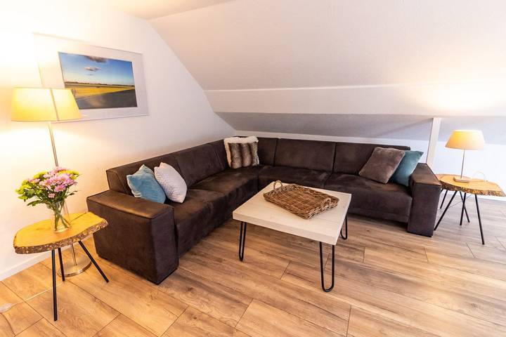 Ferienwohnung für 5 Personen, mit Terrasse in Rysum - 3