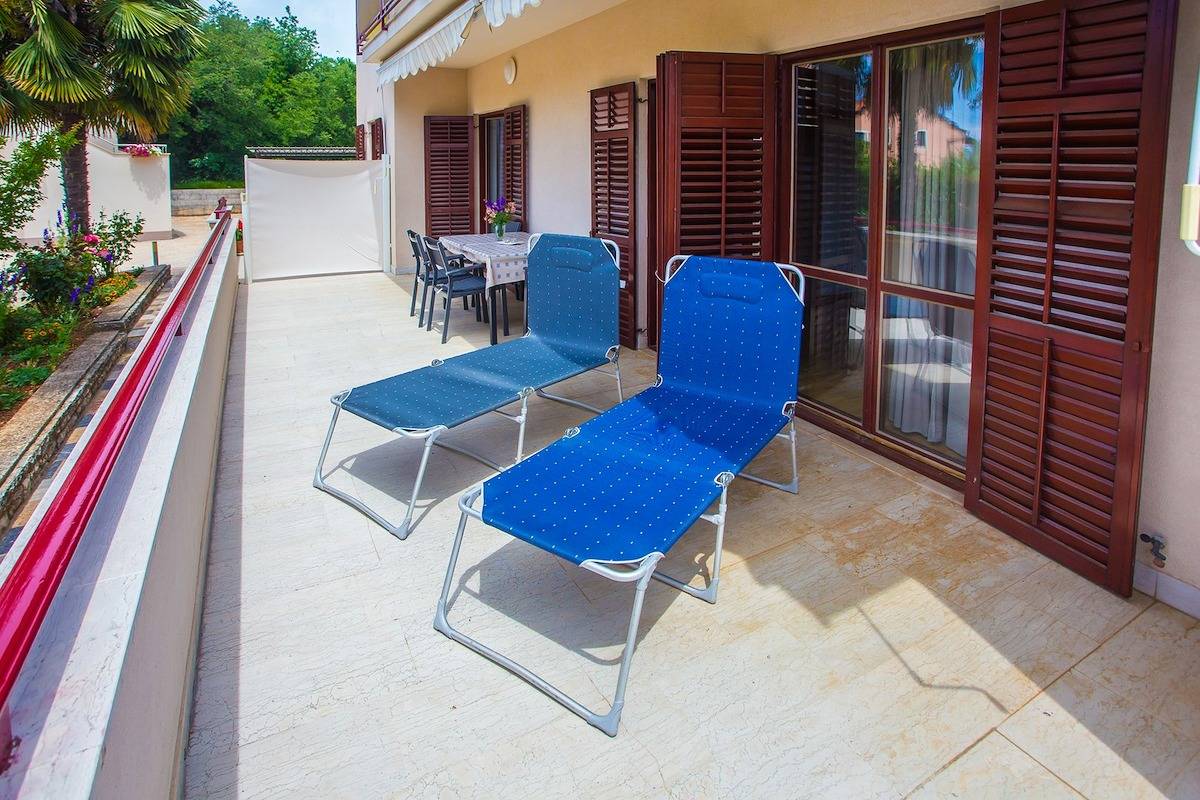 Ganze Wohnung, Apartment Koseto No.1 im Erdgeschoss mit Terrasse in Tar (Kroatien), Tar-Vabriga