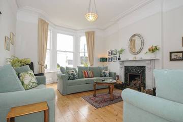 Cottage for 12 People in Teignmouth, Devon, Photo 2