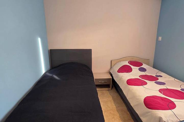 Location de vacances pour 8 personnes, avec terrasse, animaux acceptés à Le Barcarès