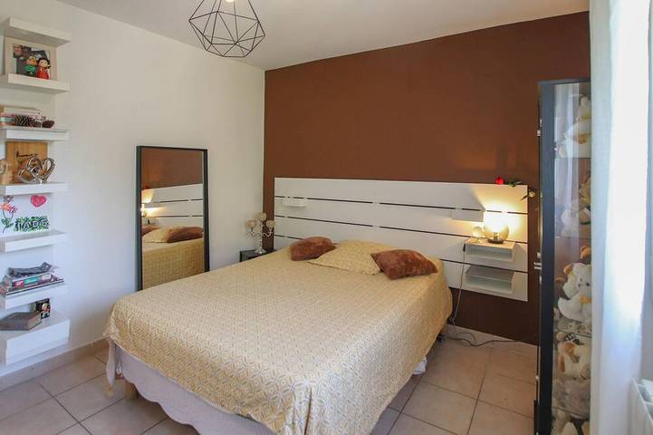 Stunning home in Le Teil with private swimming pool, can be inside or outside in Le Teil, Privas (arrondissement)