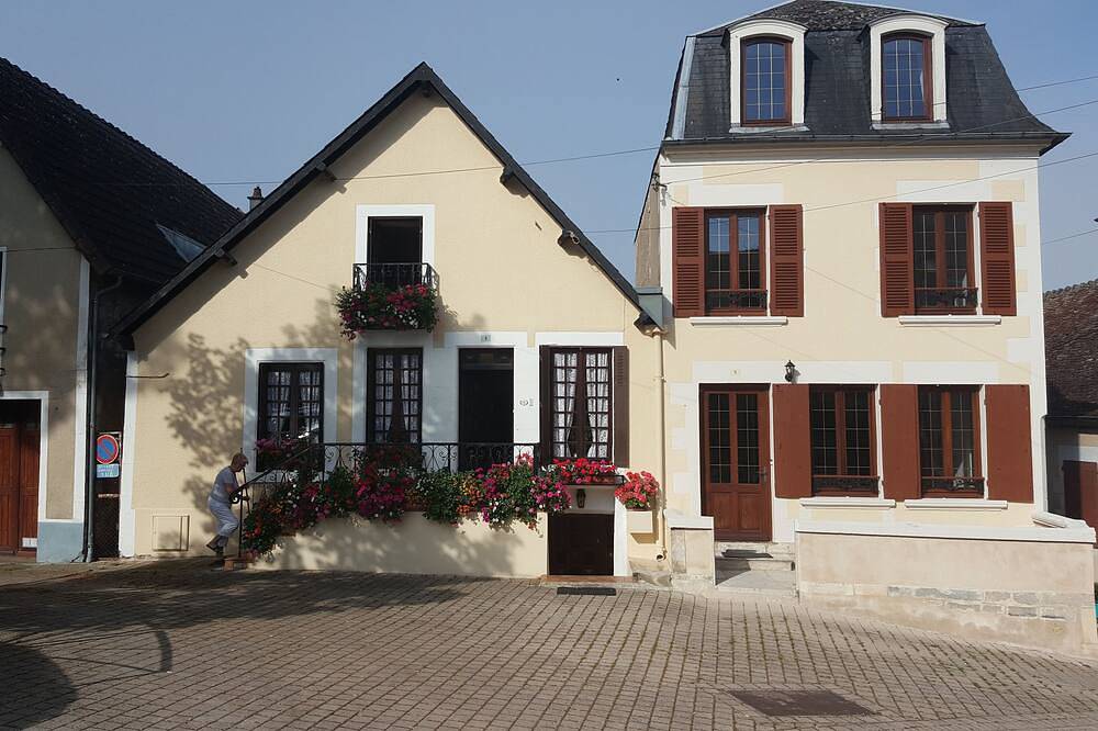Gîte & Chambres d'hôte N° 5 Place de l'église de Pouilly-sur-Loire, bon accueil. in Pouilly-sur-Loire, Vallée de la Loire