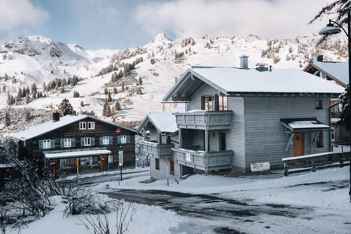 Ferienhaus für 10 Personen, mit Balkon und Terrasse sowie Sauna und Ausblick in Obertauern - 4