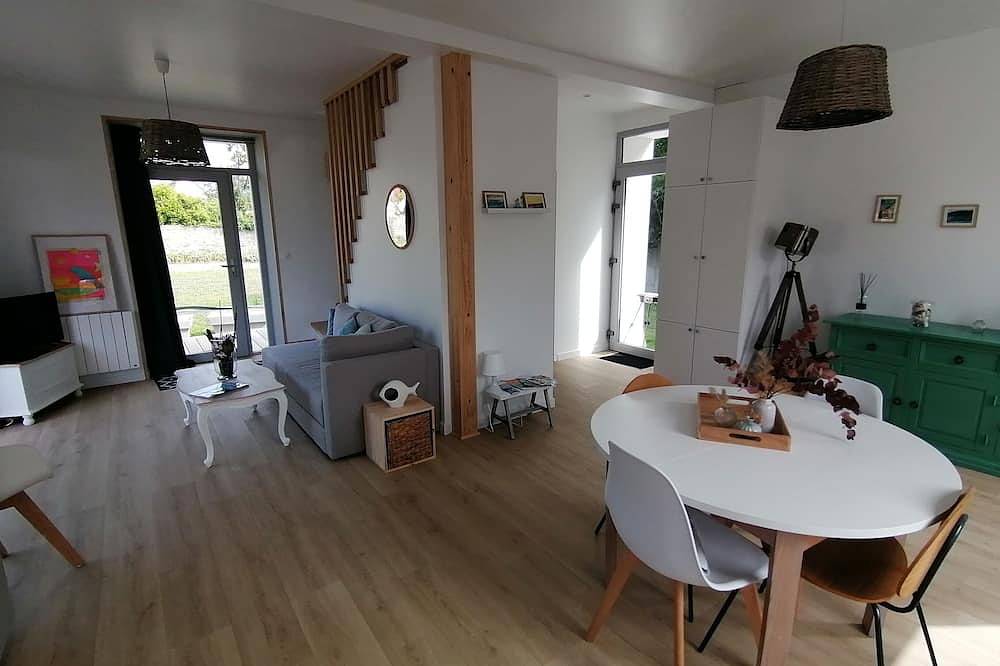 Maison de Vacances au Calme, les Plage à Pied in Plougonvelin, Región de Brest