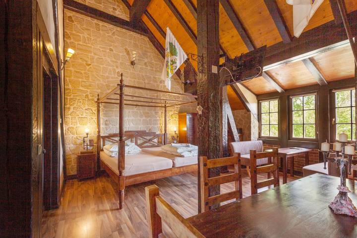 Ferienwohnung für 6 Personen, mit Balkon und Garten sowie Seeblick in Lichtenberg (Bautzen)