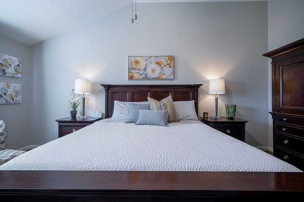 Modernes, aktualisiertes und komfortables Haus - 3bd / 2ba - Haustierfreundlich - 2 Könige / 1 Königin in Edmond, Oklahoma County