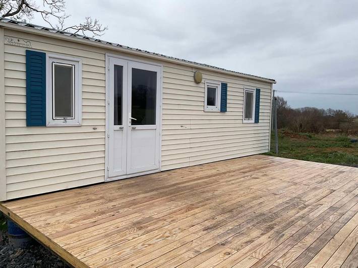 Gîte pour 5 personnes, avec vue ainsi que jardin et terrasse à Le Pêchereau