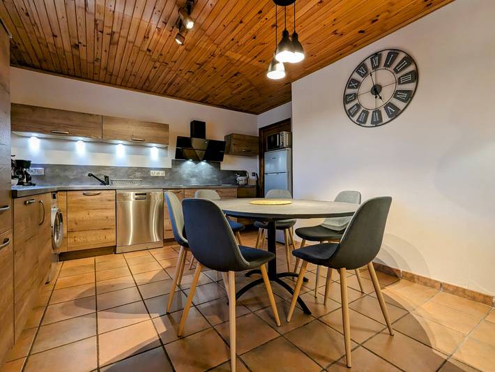 Gîte pour 6 personnes, avec Terrasse à Saugues