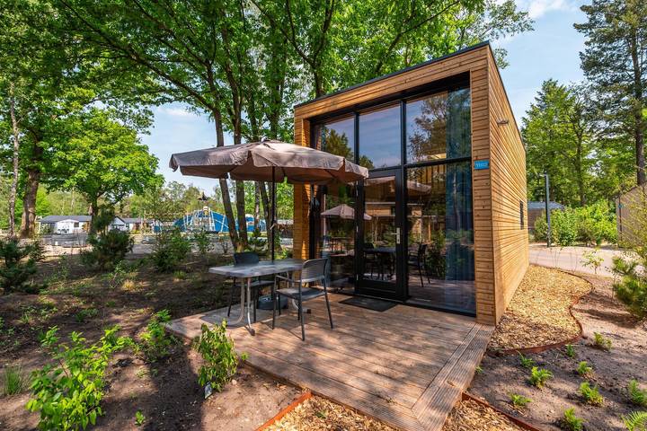 Ferienhaus für 2 Personen, mit Balkon/Terrasse und Terrasse sowie Garten in Arnheim