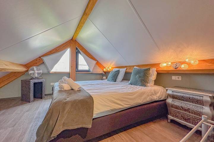Geschmackvoll eingerichtete Landvilla in Alphen, Nordbrabant