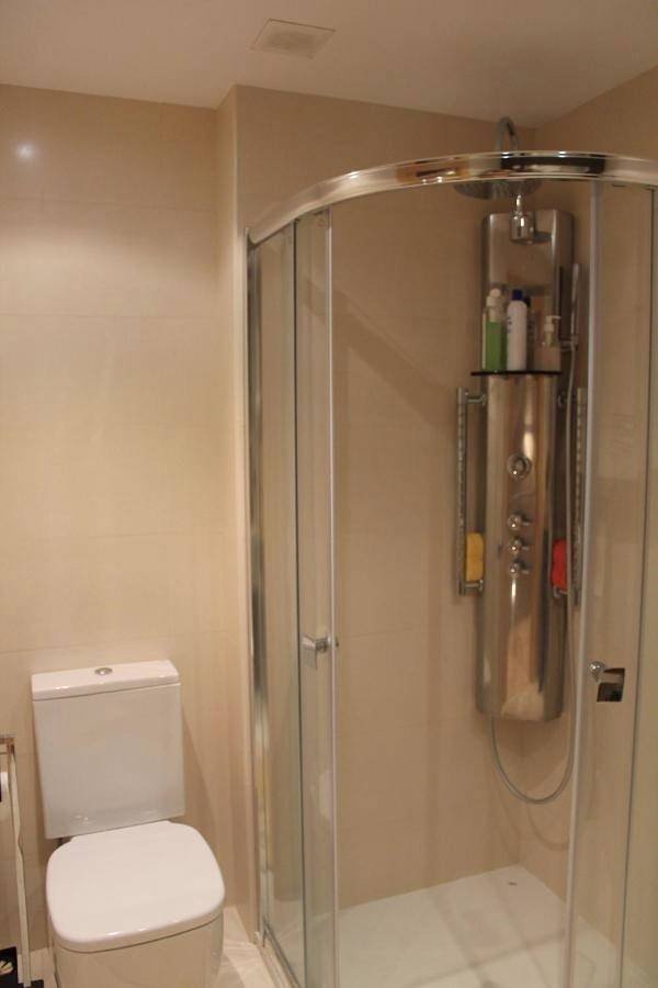 Casa rural para 10 personas, con vistas además de balcón y jardín en Tierras del Burgo - 3